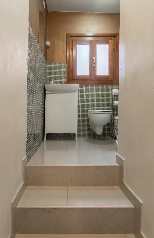 Ca' Falier Blue - 10 Min From Train And Bus Station Venecia Exterior foto