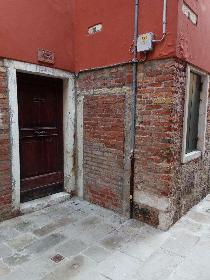 Ca' Falier Blue - 10 Min From Train And Bus Station Venecia Exterior foto